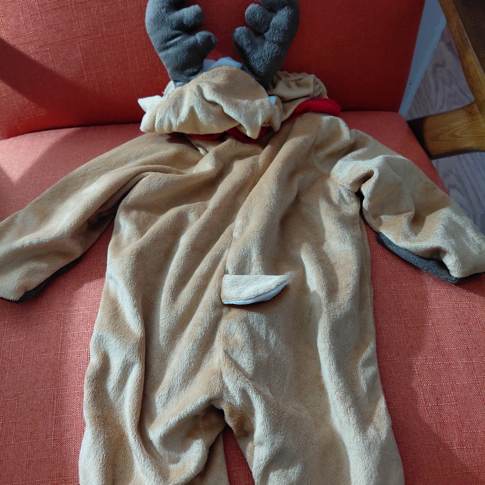On CLEARANCE: Baby's Reindeer Hooded Onie Blanket with Antlers - Picture 3 of 3